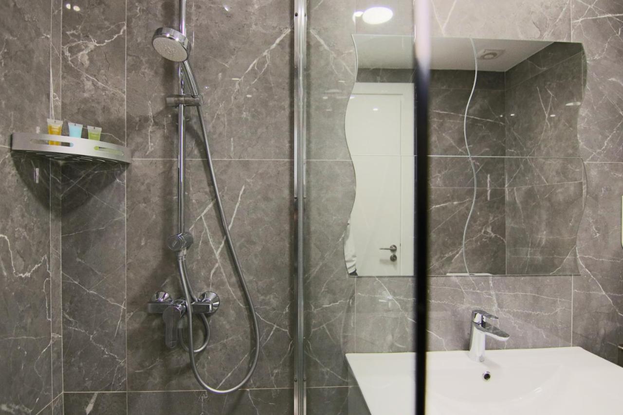 Phaedrus Living: Luxury Suite Nicosia 505 외부 사진